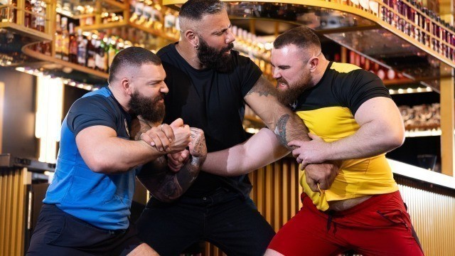 MEN - Bar Beef With Alex Marte, Kinkoer, PJ Knox
